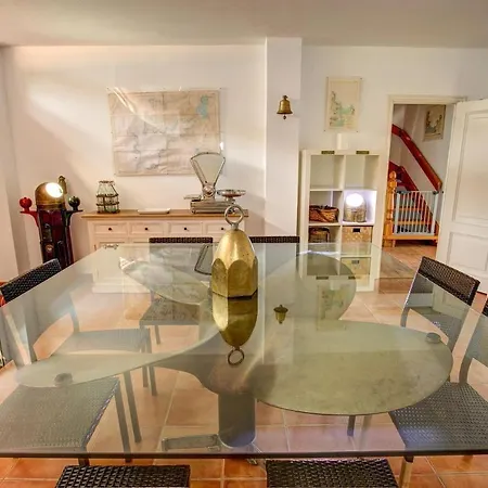 Sleeps 11 Pool Wifi *