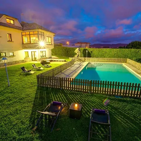 Вилла Sleeps 11 Pool Wifi