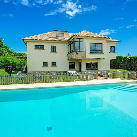 Sleeps 11 Pool Wifi *